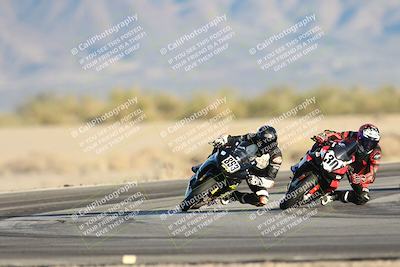 media/Dec-07-2025-CVMA (Sun) [[3e7d2de5dc]]/Race 17-Amateur Formula Middleweight/